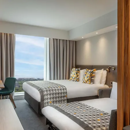 - Dublin Airport, An Ihg 4*