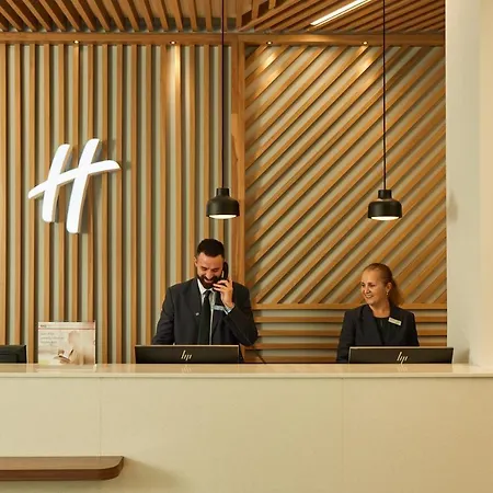 - Dublin Airport, An Ihg