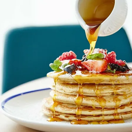 - Dublin Airport, An Ihg 4* Cloghran