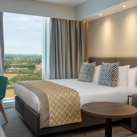- Dublin Airport, An Ihg 4*