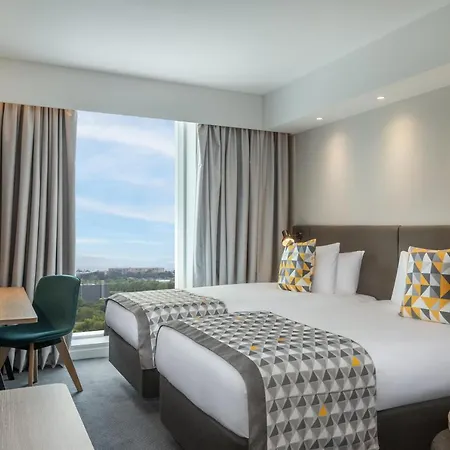 - Dublin Airport, An Ihg 4* Cloghran