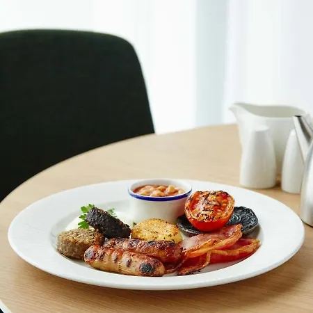 - Dublin Airport, An Ihg 4* Cloghran