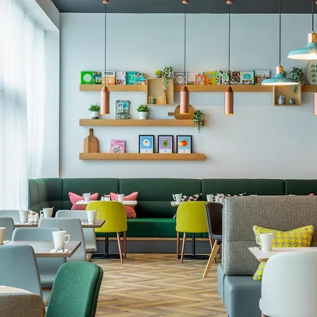 - Dublin Airport, An Ihg