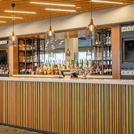 Hotel - Dublin Airport, An Ihg 4*