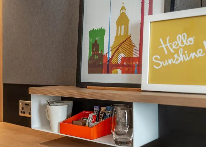 - Dublin Airport, An Ihg 4*