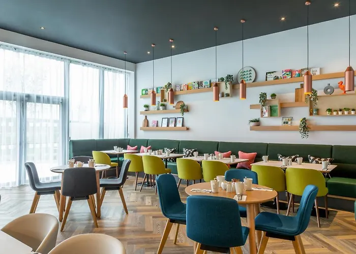 - Dublin Airport, An Ihg