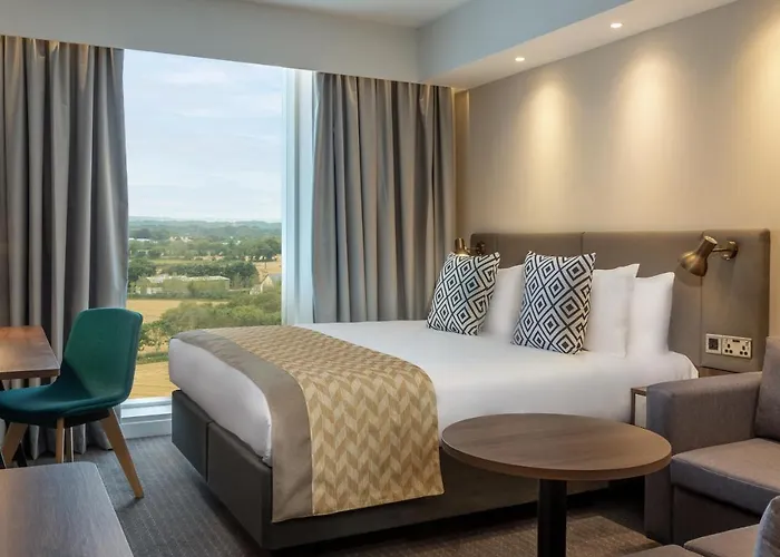 - Dublin Airport, An Ihg 4*