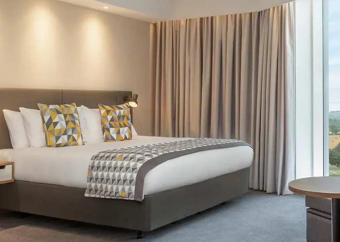 - Dublin Airport, An Ihg 4*