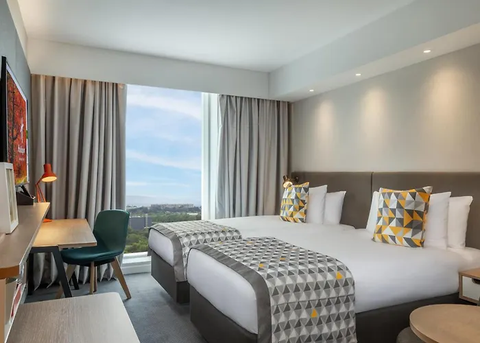 - Dublin Airport, An Ihg 4* Cloghran