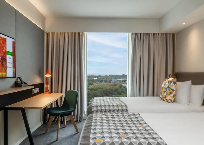 - Dublin Airport, An Ihg