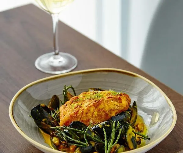 Hotel - Dublin Airport, An Ihg 4*