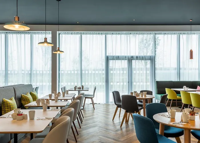 - Dublin Airport, An Ihg Hotel Cloghran